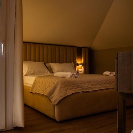 Vila Koja Boutique Hotel Tiranë Luaran gambar