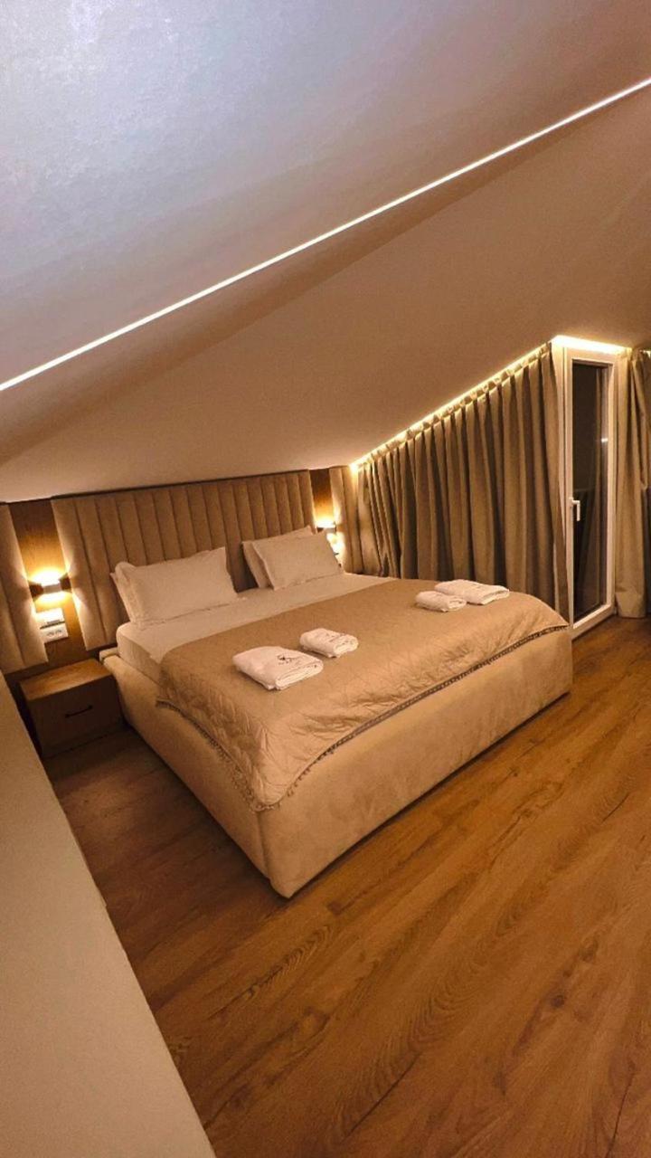 Vila Koja Boutique Hotel Tiranë Luaran gambar