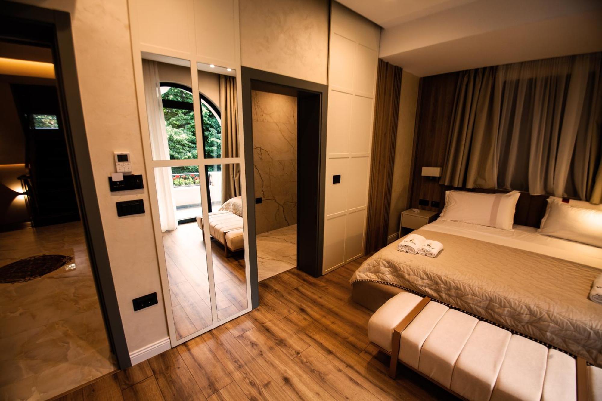 Vila Koja Boutique Hotel Tiranë Luaran gambar