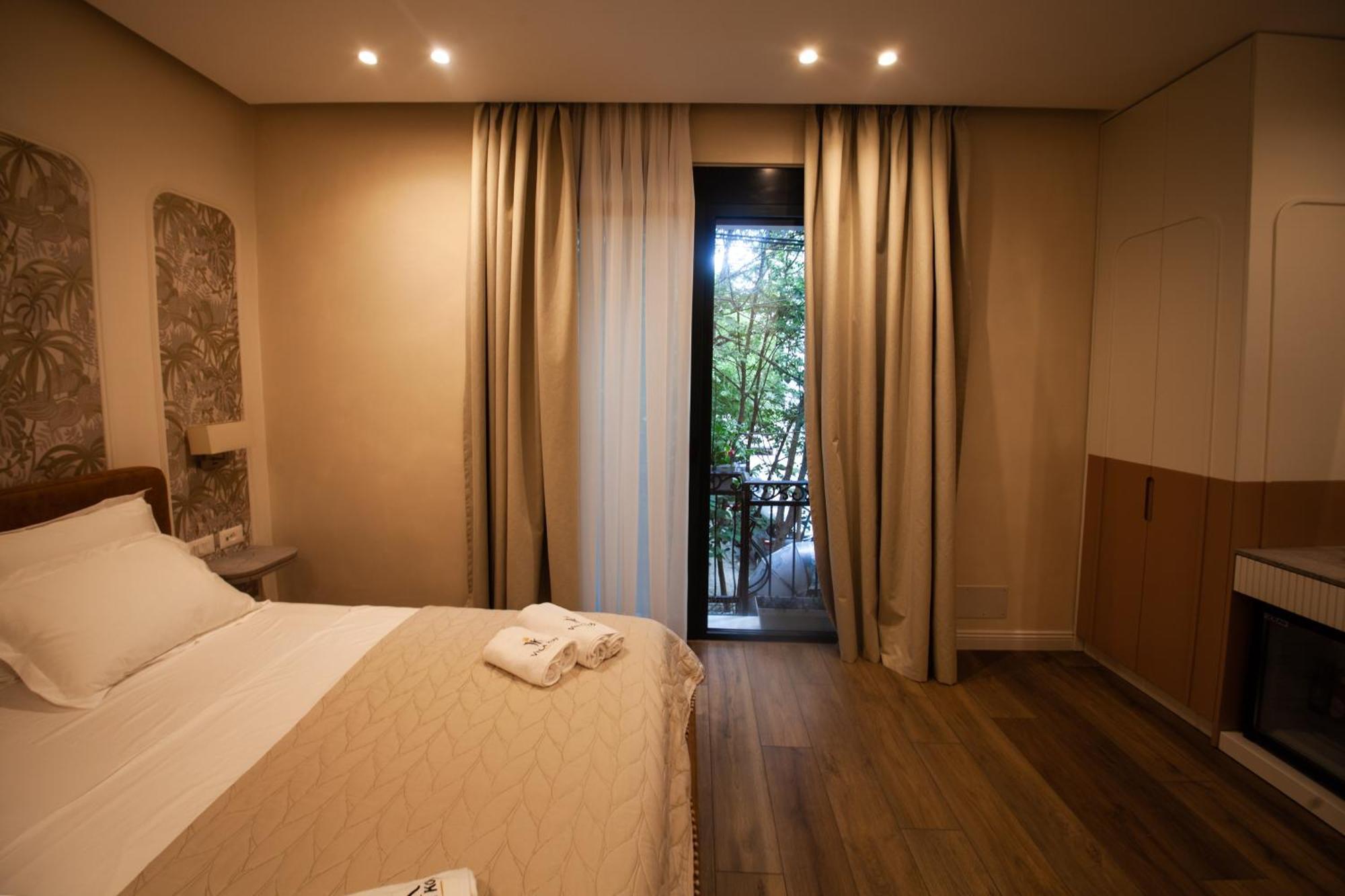 Vila Koja Boutique Hotel Tiranë Luaran gambar