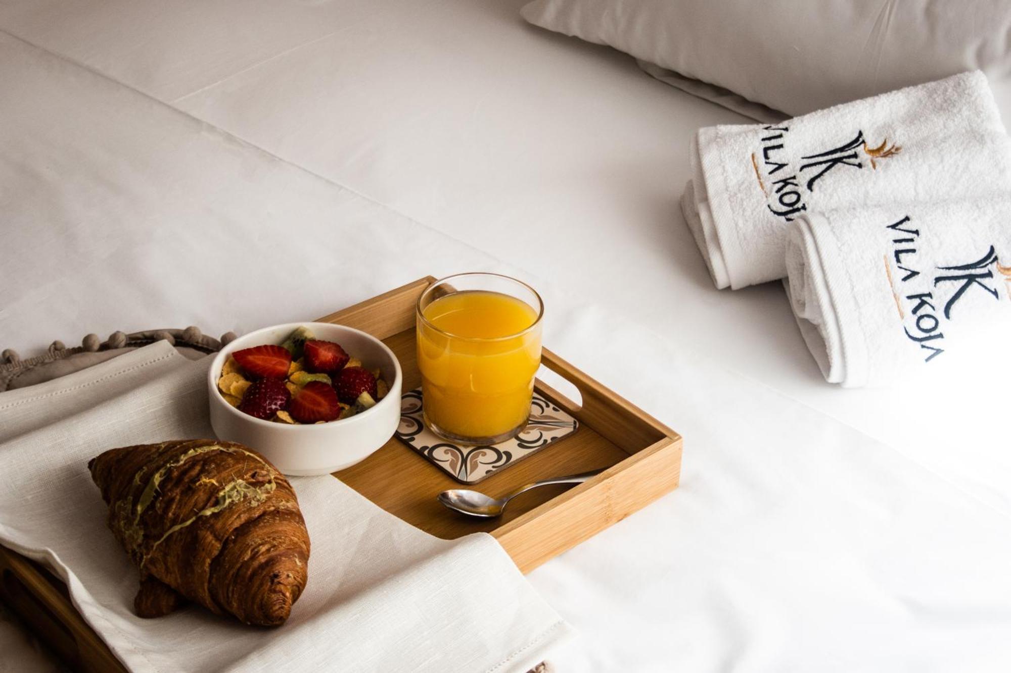 Vila Koja Boutique Hotel Tiranë Luaran gambar