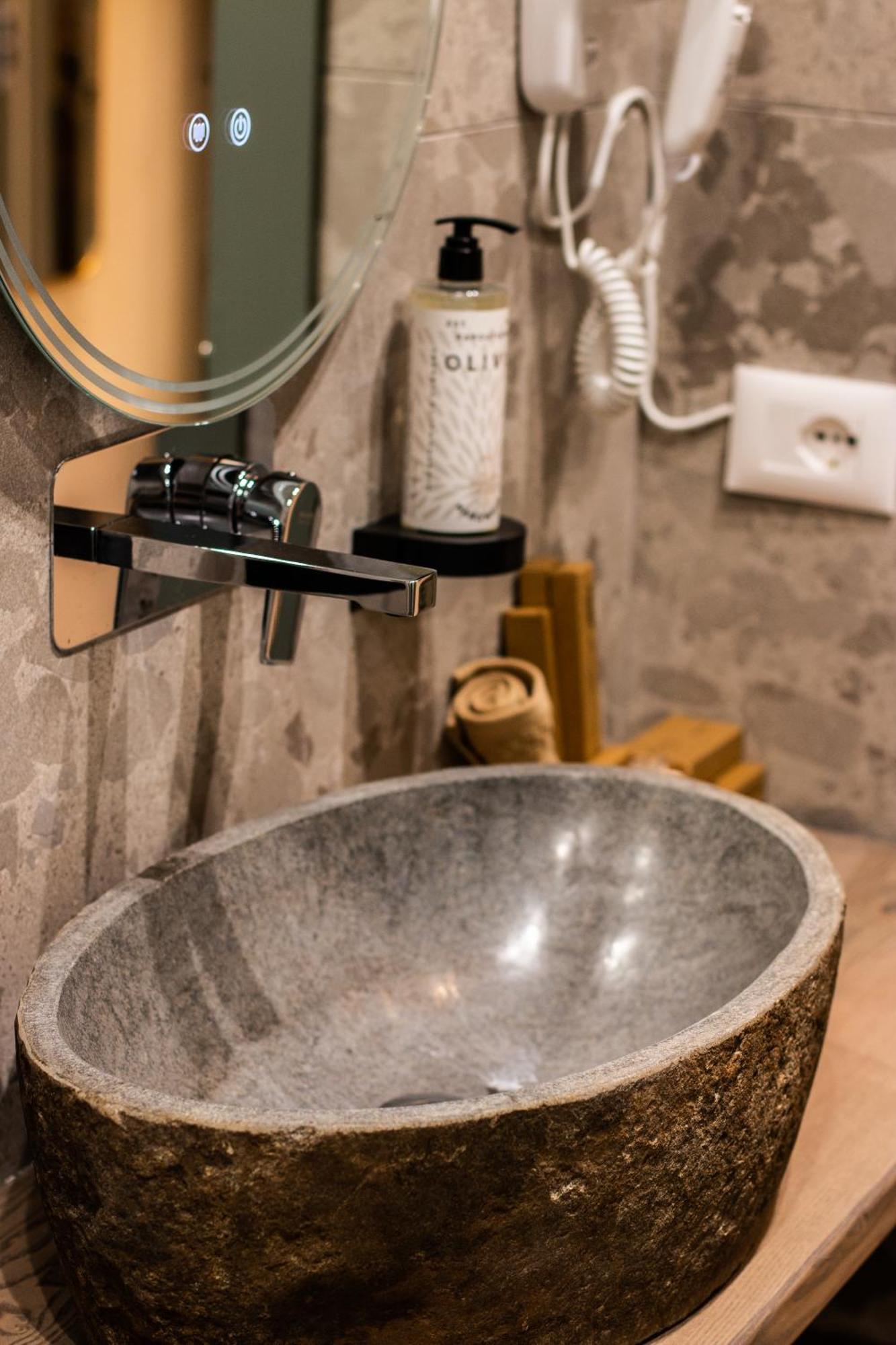 Vila Koja Boutique Hotel Tiranë Luaran gambar